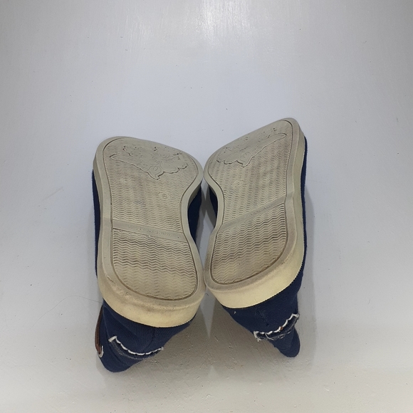 Old Navy Boat Style Slip Ons Sz8. - Picture 6 of 7